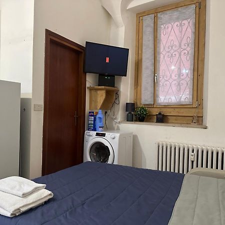Flat In City Centre Tirano - 10 Minutes From Bernina Expressアパートメント エクステリア 写真