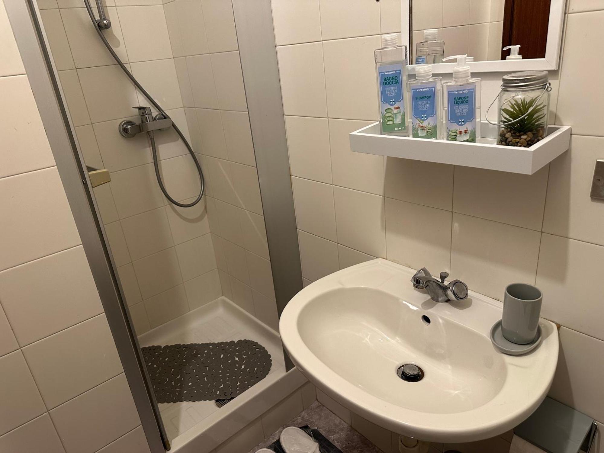 Flat In City Centre Tirano - 10 Minutes From Bernina Expressアパートメント エクステリア 写真